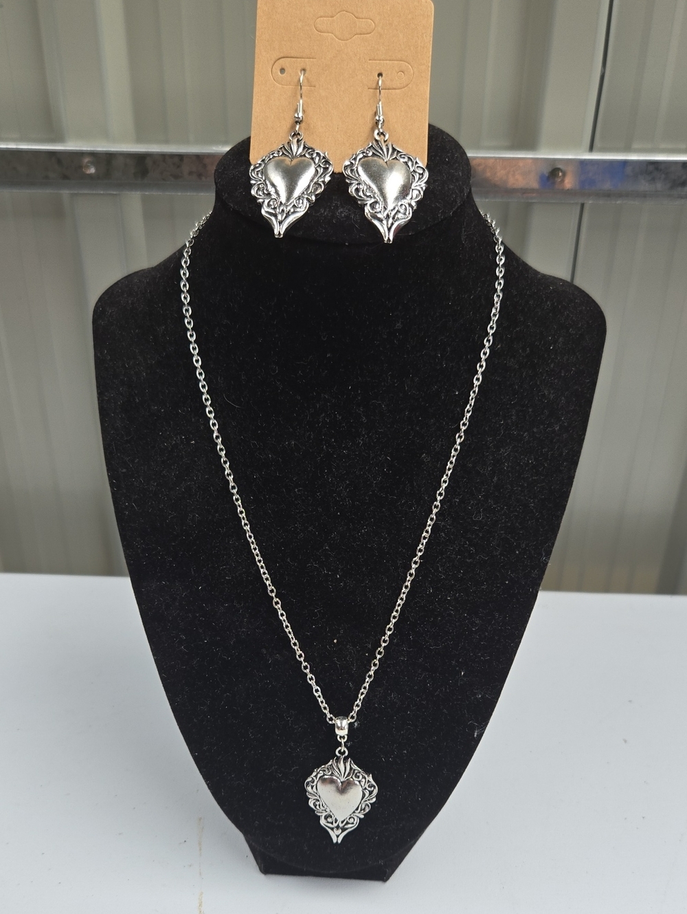 Silver Heart Filigree Necklace & Earrings Set